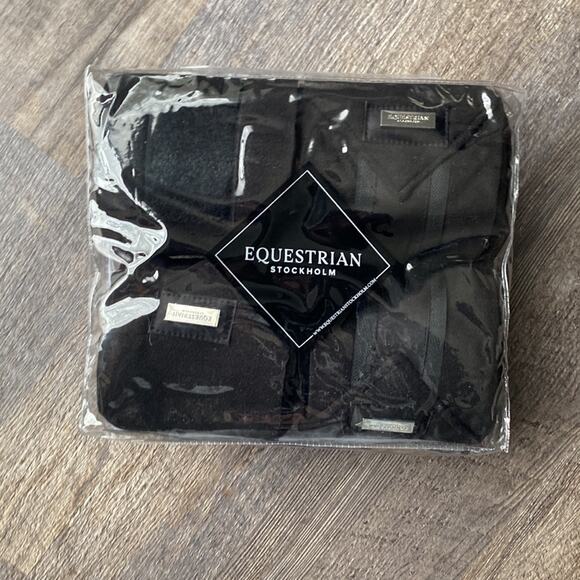 Equestrian Stockholm Black Edition Bandages - Picture 6 of 7